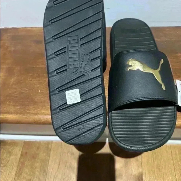 Puma  NWT black and gold men slide sandals - Picture 3 of 5